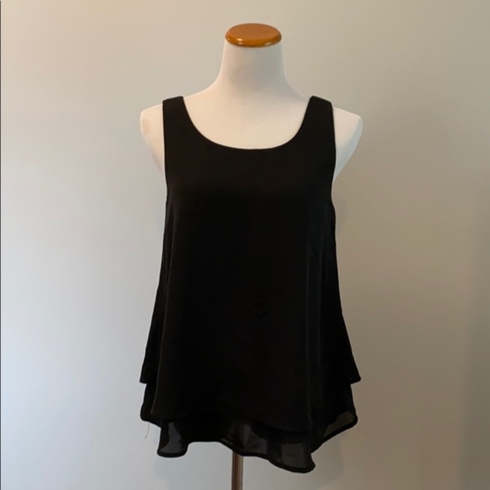 Tiered blouse size small